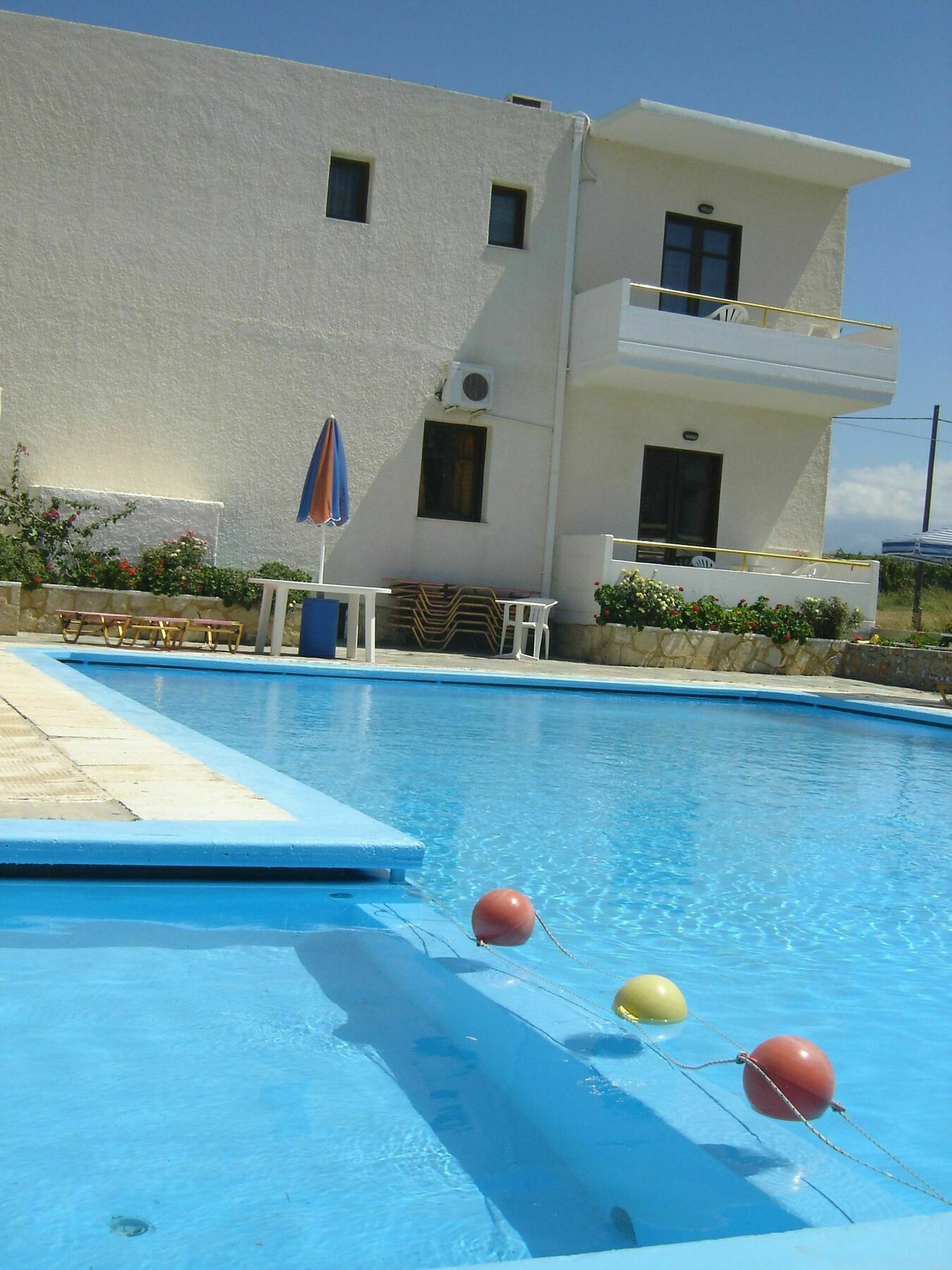 Karmi Aparthotel Kolymbari
