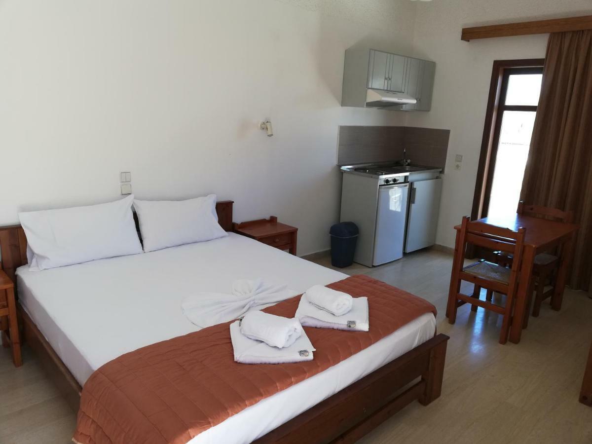 Karmi Apartahotel