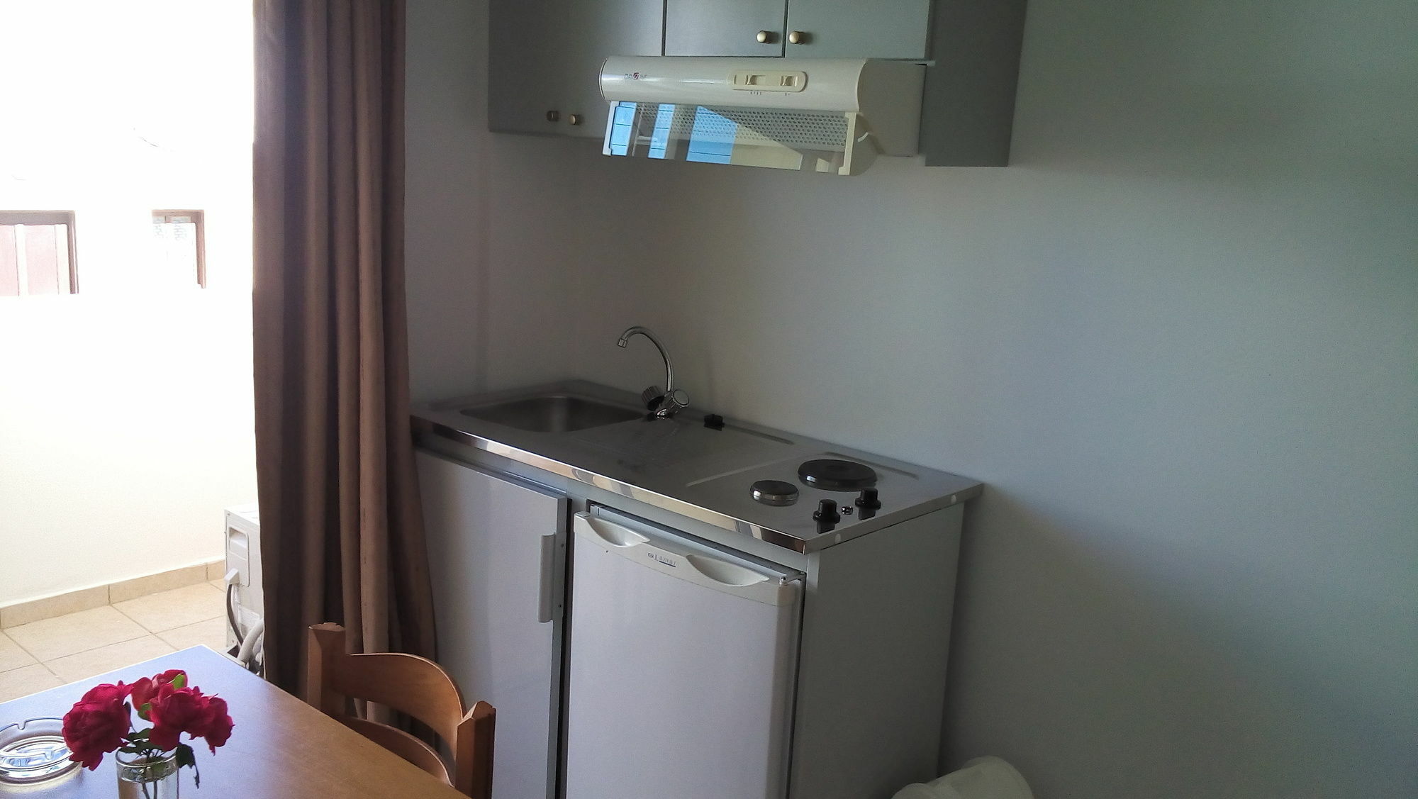Apartahotel Karmi Kolimvárion